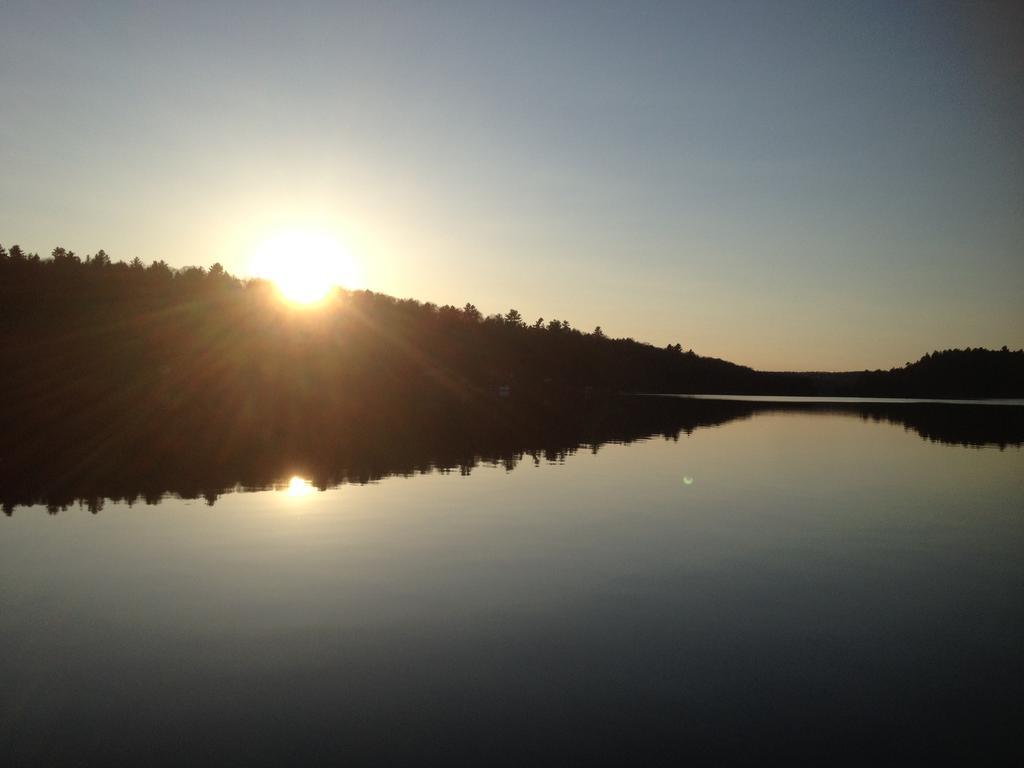 Little Hawk Resort & Marina Algonquin Highlands Kültér fotó